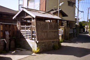 矢の根井戸（六角の井）